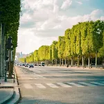 Appartement Moderne Champs-Elysees - Saint Honore